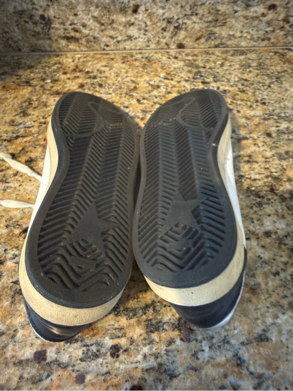Golden Goose Cream and Black Low-Top Sneakers with Silver Star - Picture 4 of 4